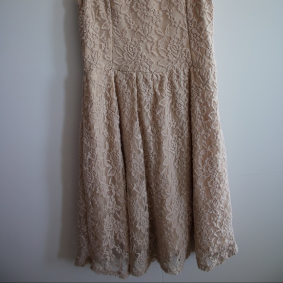 Garage Cream Lace Dress - Picture 2 of 4